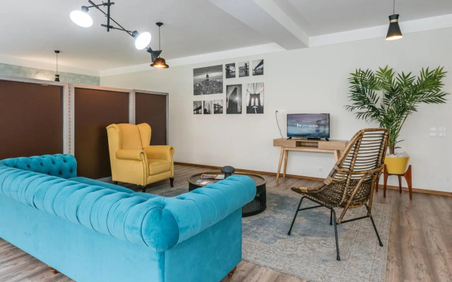 Guestready - Adventurous Impulse