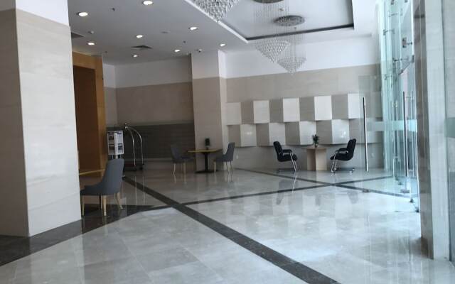 Handy Beach Apartment