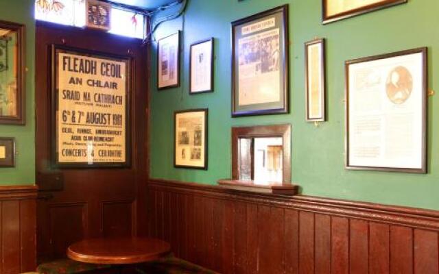 Countrywide Inns - Crottys Pub