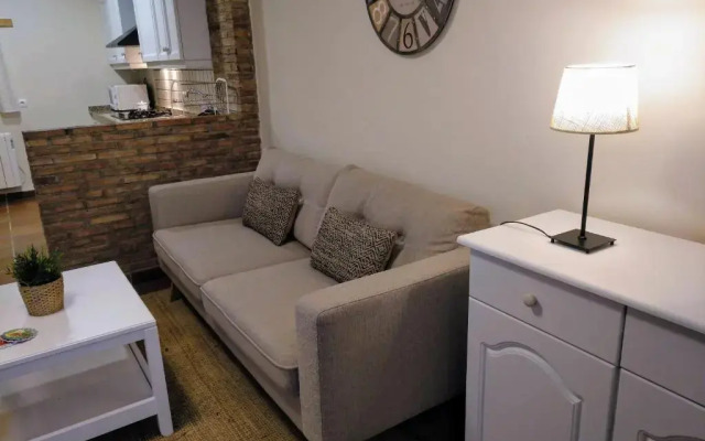 Masia de San Juan - castillo con piscina en plena Sierra Calderona