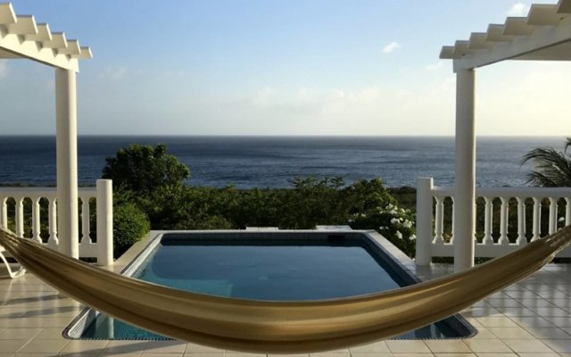Enjoy Caribbean Sunset From Your Sun Terrace & Pool