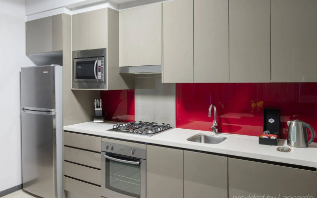 Meriton Suites Campbell Street, Sydney