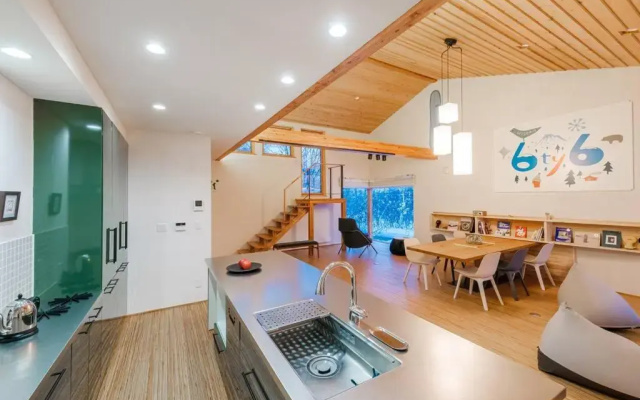 6ty6 Vacation Home
