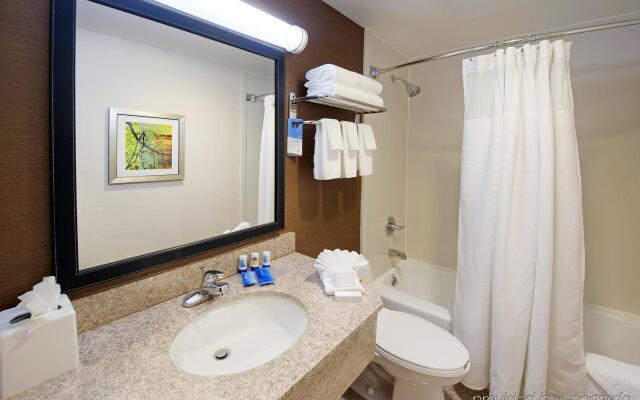 Fairfield Inn by Marriott JFK Airport