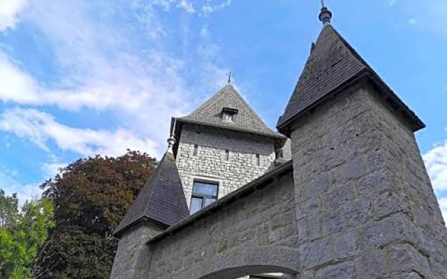 The wise house