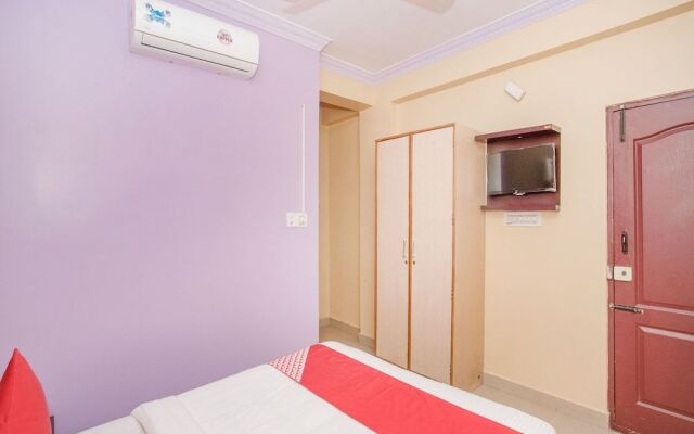 OYO 10450 Breeze inn