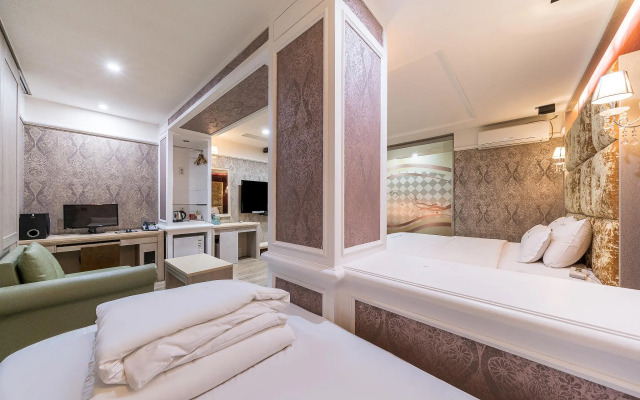 Zara Motel