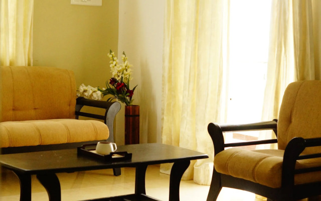 Eben Service Apartment
