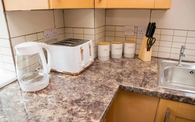 Charming 1-bed Apartment in Stroud