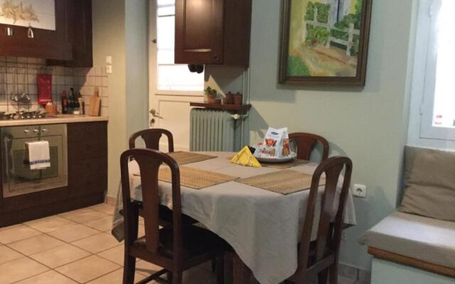 Elly's house in Athens