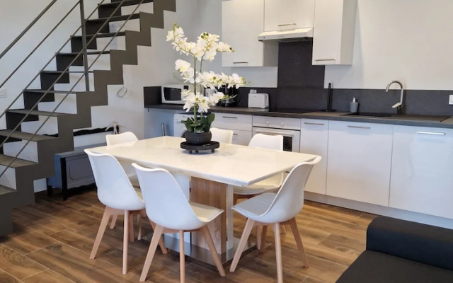 Chic & Central - Your Retreat in Le Mans