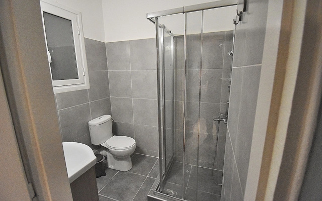 Check Point - Syngrou Fix