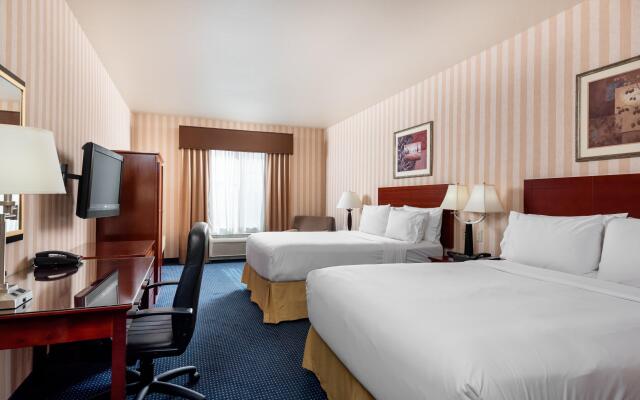 Holiday Inn Express & Suites Lathrop by IHG