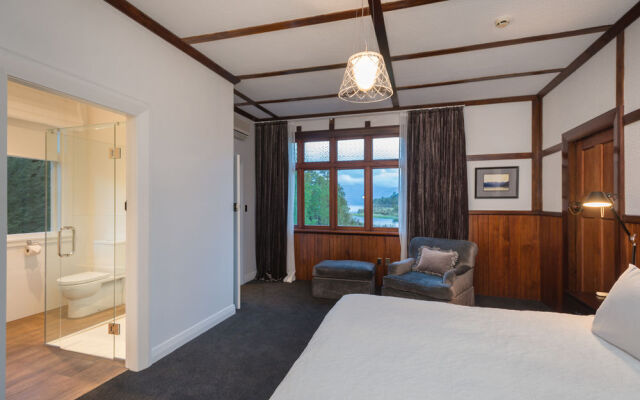 Lake Rotoroa Lodge