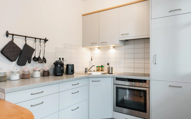 Central Family Apartment