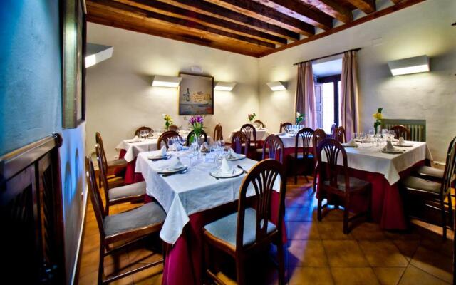 Hotel Condes de Castilla