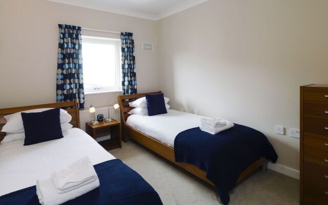 Your Space Apartments - Market Rise