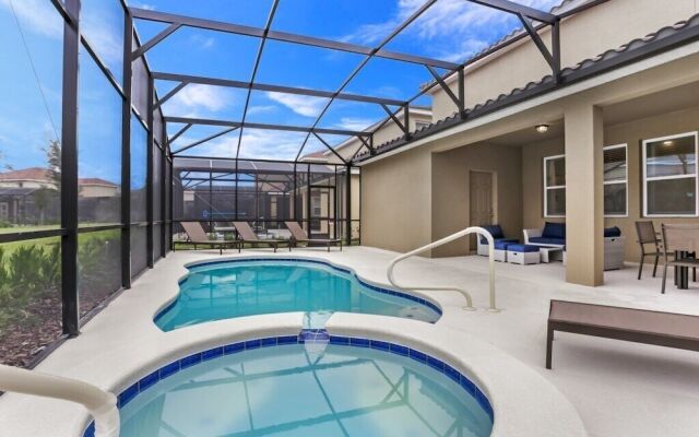 6bed 4Ba Villa Game Room Pool Spa