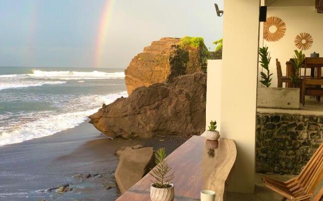 Laola Surf Camp El Sunzal