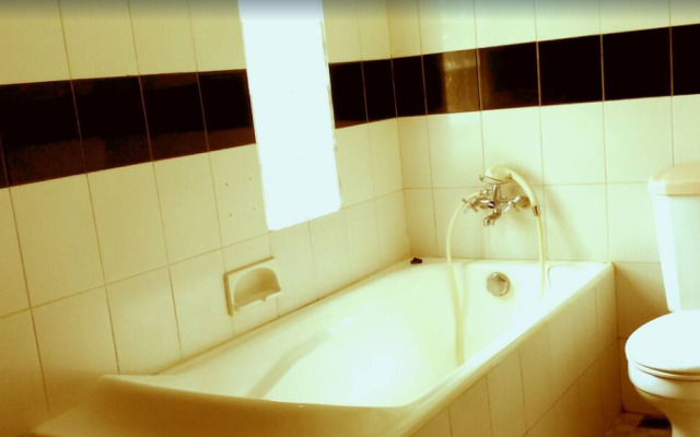 Hotel Lestari Near Lippo Plaza Mall Jember