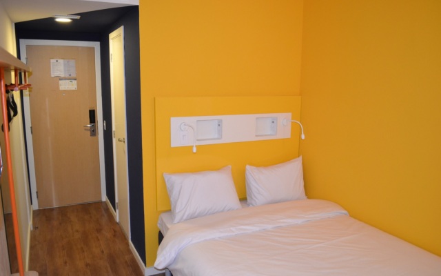ibis budget Divinopolis