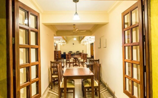 FabHotel Prazeres Boutique PanajI