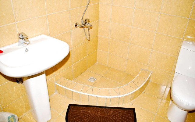 Apricot Guest House