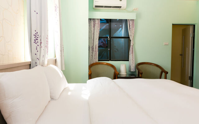 Loveme Resort