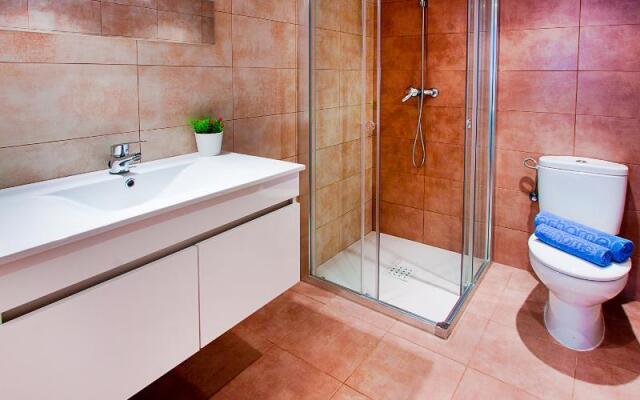 Peni 83 - Four Bedroom