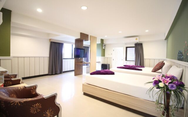 Kaya Place