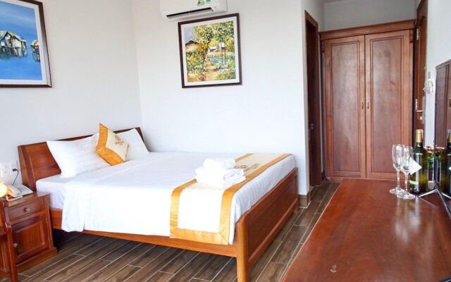 S79 Hotel Happy 88 Tran Hung Dao Street