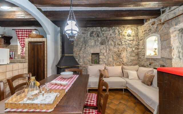 Nice Home in Crikvenica With Wifi and 3 Bedrooms