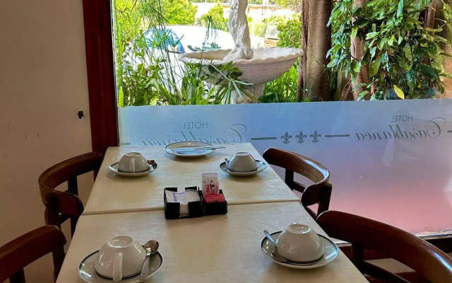 Hotel Casablanca