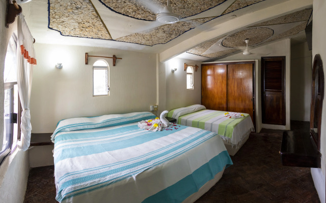 Hotel y Bungalows Acuario