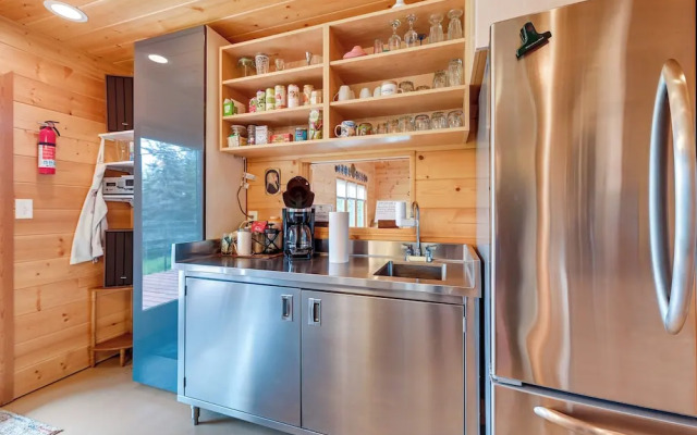 Spacious Soldotna Home w/ Mackey Lake Views!