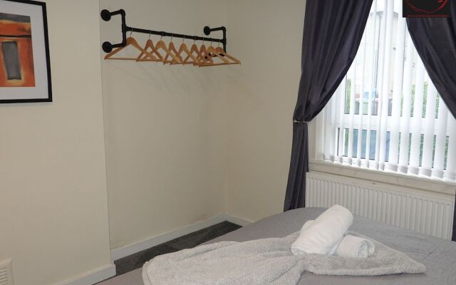 One Bedroom Apartment by Klass Living Serviced Accommodation Blantyre - Welsh Drive Apartment with Wifi