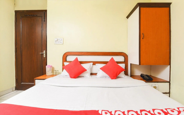 OYO 15835 Hotel City Palace