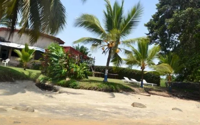 Adrien Beach Hotel