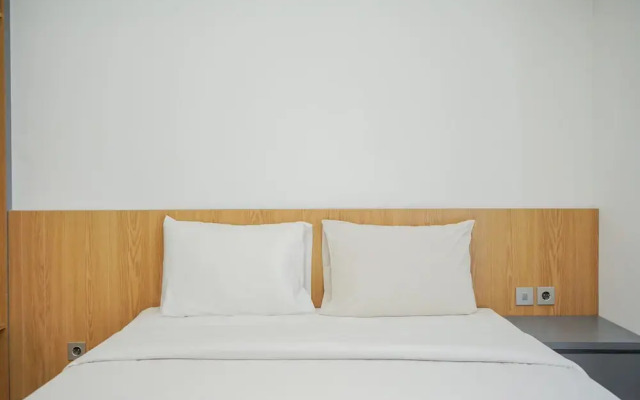 Modern Industrial Studio Apartment at Casa de Parco