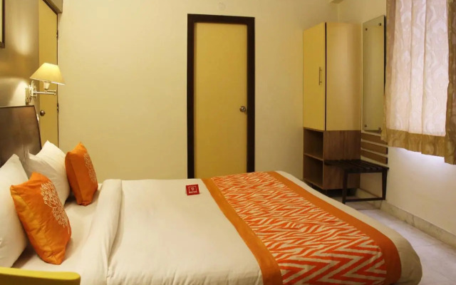Capital O 2457 Hotel Green Lotus