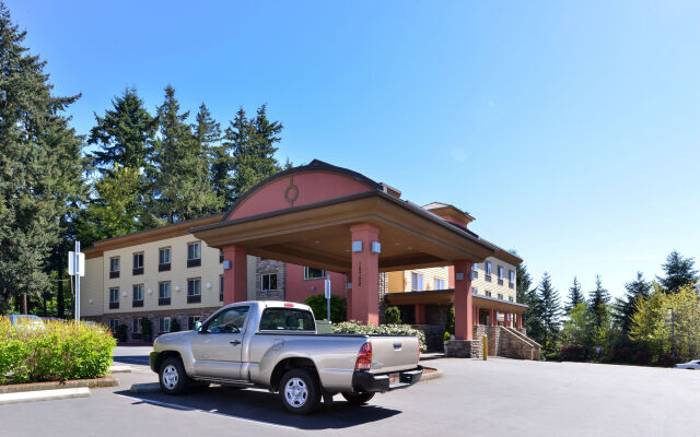 Holiday Inn Express Portland South-Lake Oswego by IHG