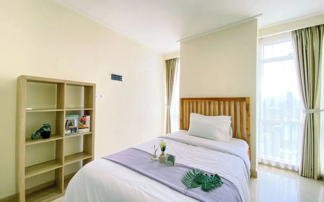 Spacious 3Br With Private Lift At Menteng Park Apartment