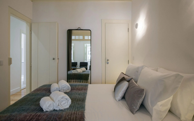 Rent4Days Bairro Alto Apartments