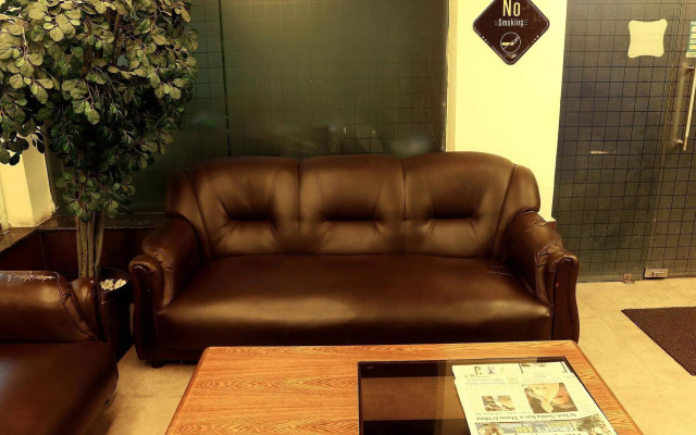 OYO Premium New Alipore South Kolkata