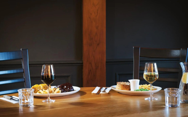 Premier Inn Chesterfield West