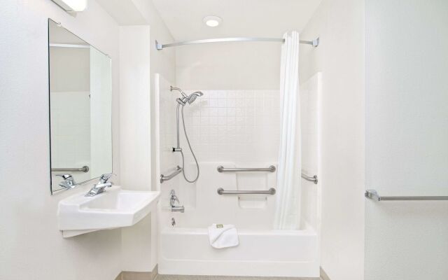 SureStay by Best Western Sacramento South Natomas