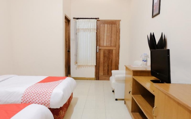 Damar Mas Resort Lereng Kelud by OYO Rooms – Guest Rooms – Bambingan