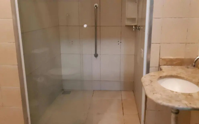 Cecilia Maranduba 13