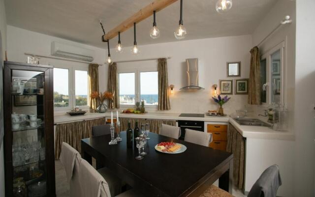 white house apollon naxos