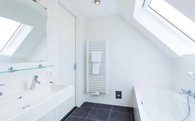 Holiday home Villapark De Witte Raaf 2